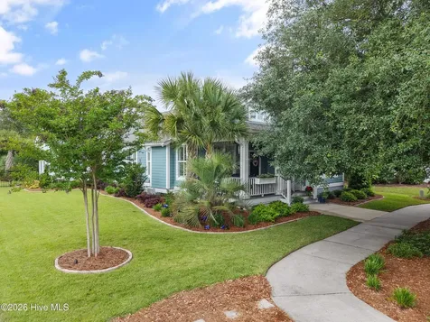 515 Sir Williams Southport NC 28461