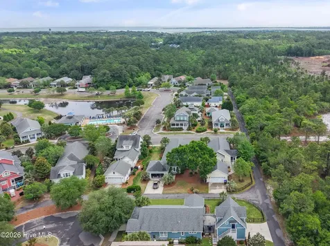 515 Sir Williams Southport NC 28461