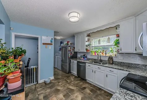 408 Cardinal Road Jacksonville NC 28546