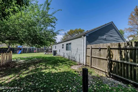 408 Cardinal Road Jacksonville NC 28546