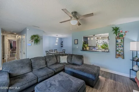 408 Cardinal Road Jacksonville NC 28546