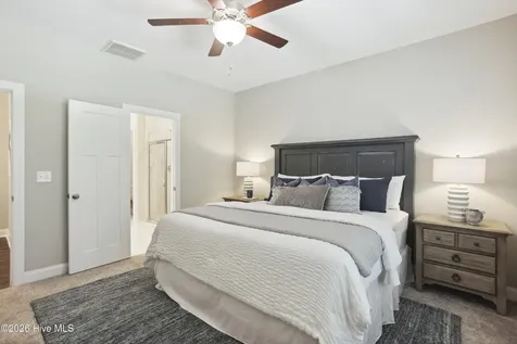 308 Lusterleaf Lane Shallotte NC 28470