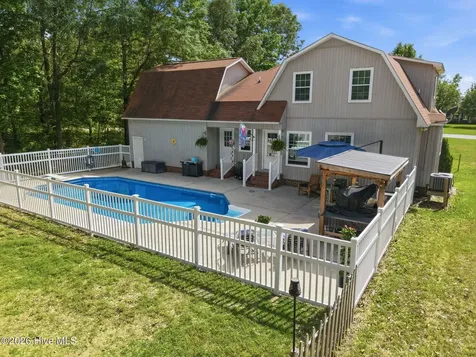 1857 Hardison Street Grifton NC 28530