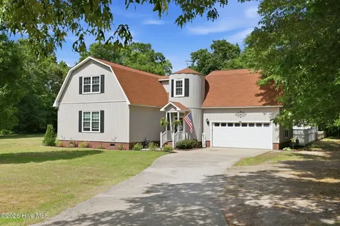 1857 Hardison Street Grifton NC 28530