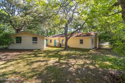 313 Mercer Street Oak Island NC 28465