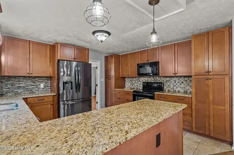 215 Canterbury Road Southern Pines NC 28387