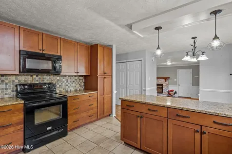 215 Canterbury Road Southern Pines NC 28387