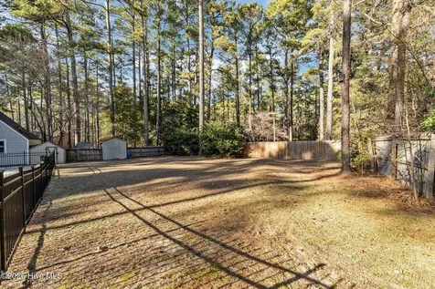 215 Canterbury Road Southern Pines NC 28387
