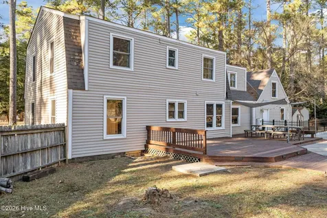 215 Canterbury Road Southern Pines NC 28387