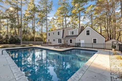 215 Canterbury Road Southern Pines NC 28387