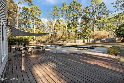215 Canterbury Road Southern Pines NC 28387