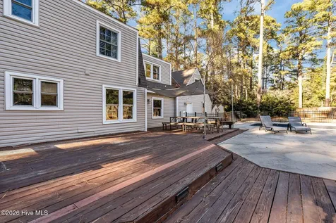 215 Canterbury Road Southern Pines NC 28387