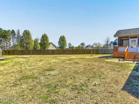 102 Clayside Drive Pikeville NC 27863