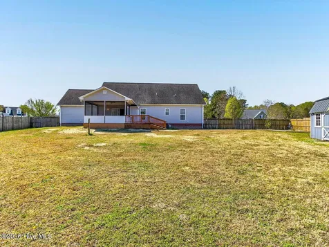 102 Clayside Drive Pikeville NC 27863