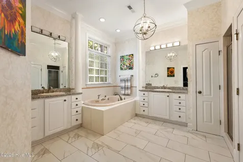 1036 Arboretum Drive Wilmington NC 28405