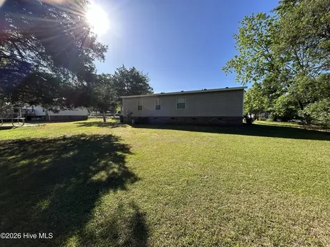 1386 Cherrytree Road NE Winnabow NC 28479