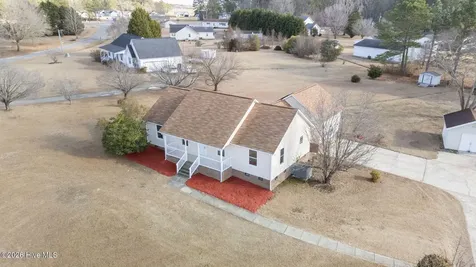 54 Lynn Lane Selma NC 27576