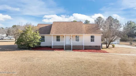 54 Lynn Lane Selma NC 27576
