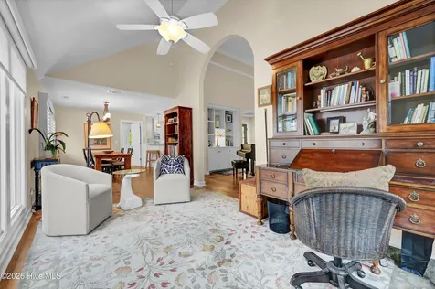 1921 Prestwick Lane Wilmington NC 28405