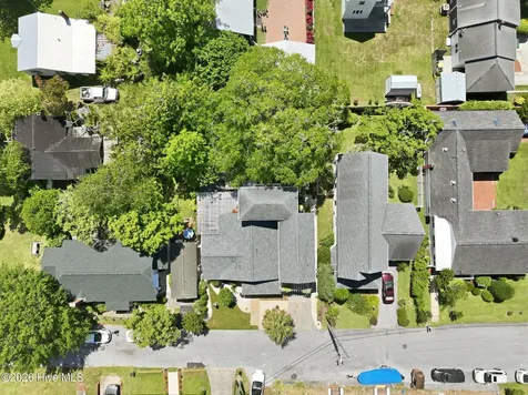 105 S Webb Street Swansboro NC 28584