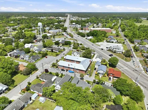 105 S Webb Street Swansboro NC 28584