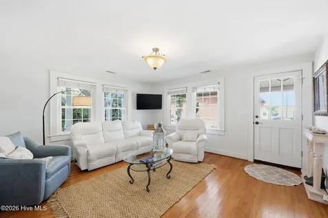 105 S Webb Street Swansboro NC 28584