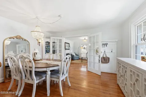105 S Webb Street Swansboro NC 28584