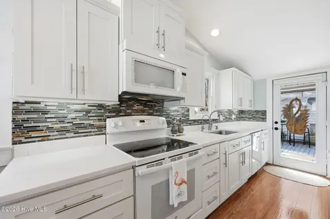 105 S Webb Street Swansboro NC 28584