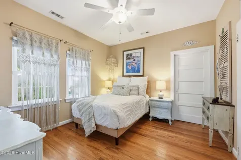 105 S Webb Street Swansboro NC 28584