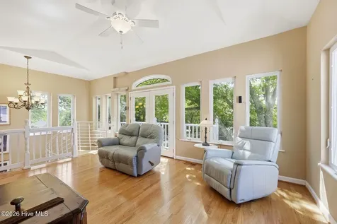 105 S Webb Street Swansboro NC 28584
