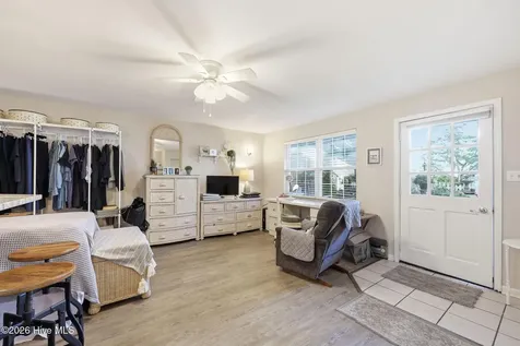 105 S Webb Street Swansboro NC 28584