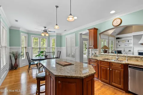 2920 Legends Drive Southport NC 28461