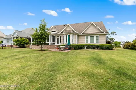 2920 Legends Drive Southport NC 28461