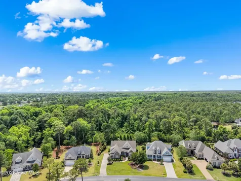 2920 Legends Drive Southport NC 28461