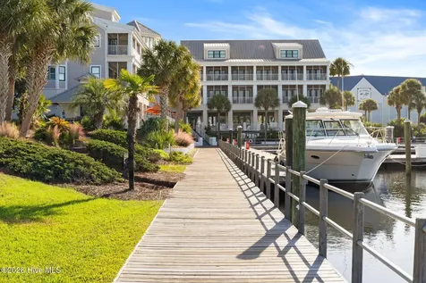 2920 Legends Drive Southport NC 28461