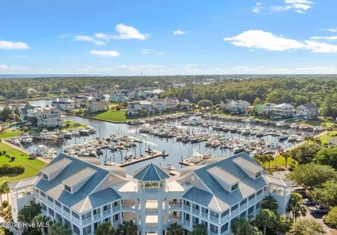 2920 Legends Drive Southport NC 28461