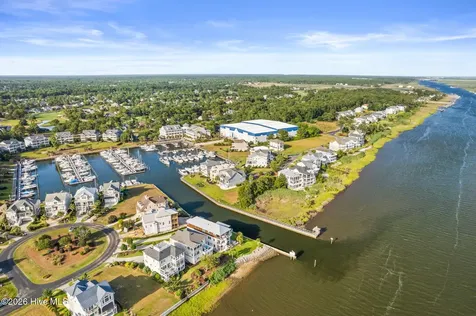 2920 Legends Drive Southport NC 28461