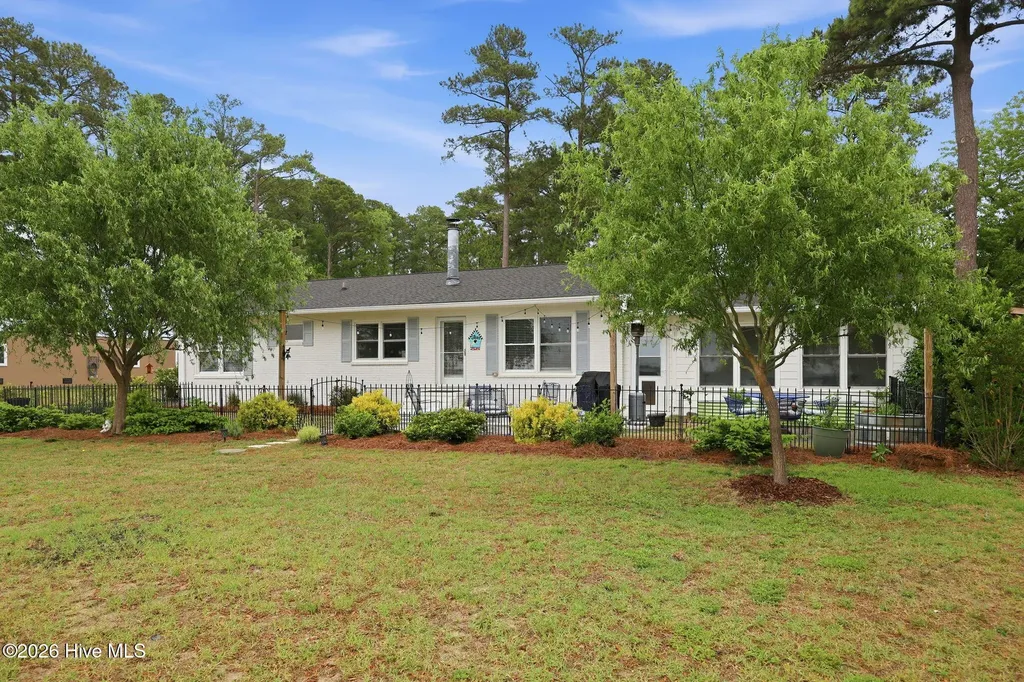 304 Sunnyside Drive Washington NC 27889