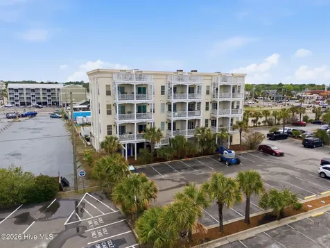 103 Charlotte Avenue Carolina Beach NC 28428