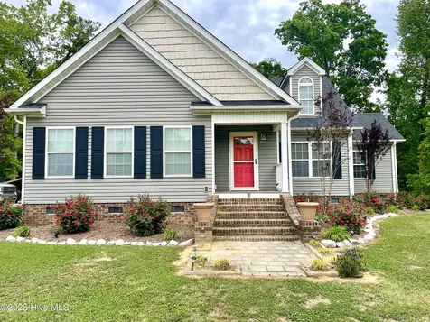 2088 Meadows Road Williamston NC 27892