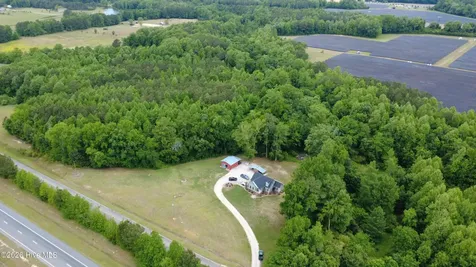 2088 Meadows Road Williamston NC 27892