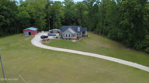 2088 Meadows Road Williamston NC 27892