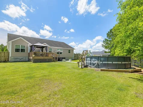 307 De Anza Court Maysville NC 28555