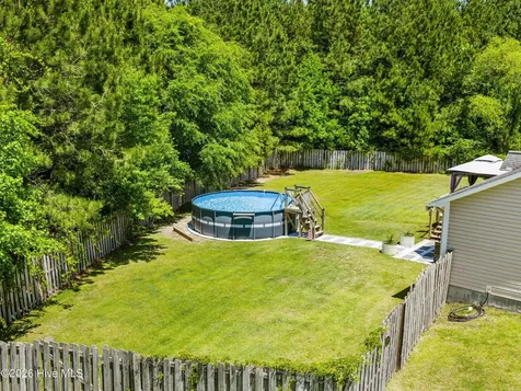307 De Anza Court Maysville NC 28555