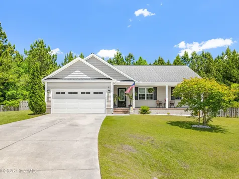 307 De Anza Court Maysville NC 28555