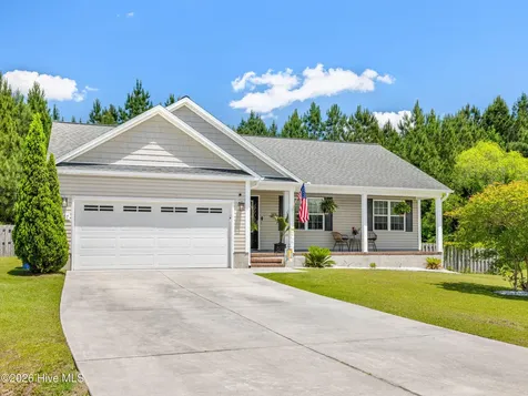 307 De Anza Court Maysville NC 28555