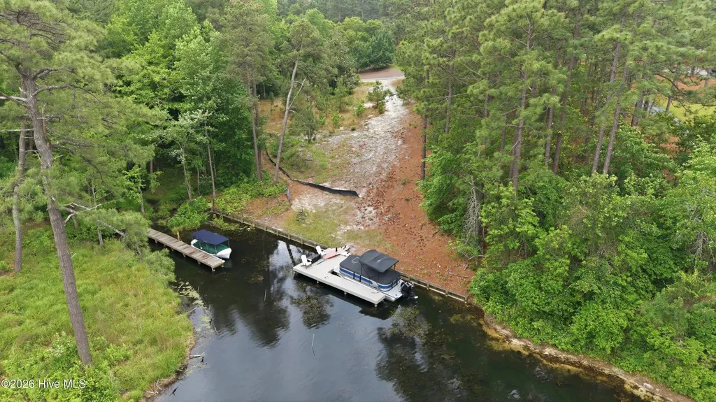 137 Callis Circle West End NC 27376