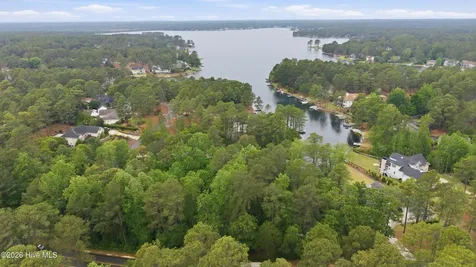 137 Callis Circle West End NC 27376