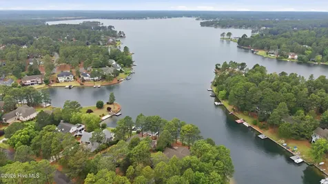 137 Callis Circle West End NC 27376