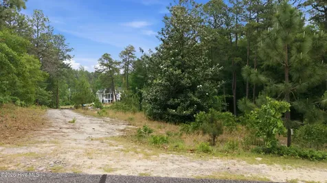 137 Callis Circle West End NC 27376